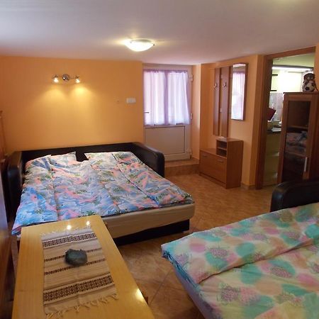 Szonja Apartman Egerszalók Екстериор снимка